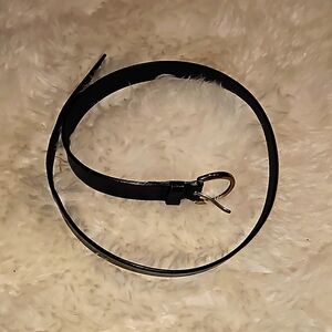 🤩DKNY Black leather belt with gold buckle